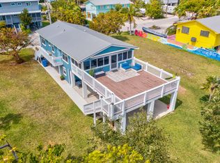 937 Loggerhead Ln, Sugarloaf Key, FL 33042