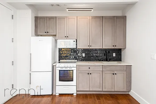 Rented by Rennit Inc. | media 14