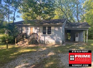 27 Paper Ln, Murphysboro, IL 62966