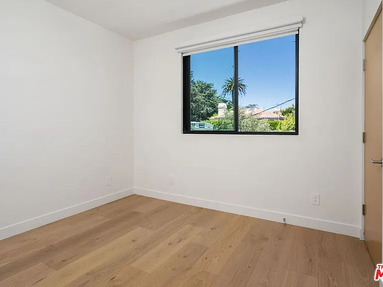 2202 Washington Ave #B — Photo 15