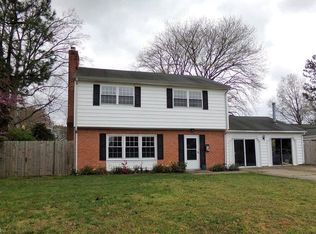 327 Nassau Pl, Hampton, VA 23666