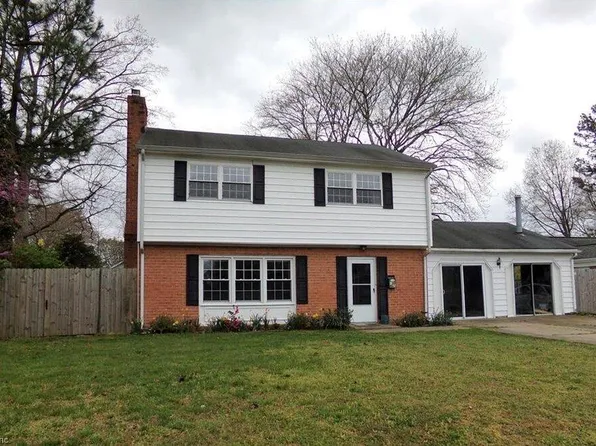 327 Nassau Pl, Hampton, VA 23666
