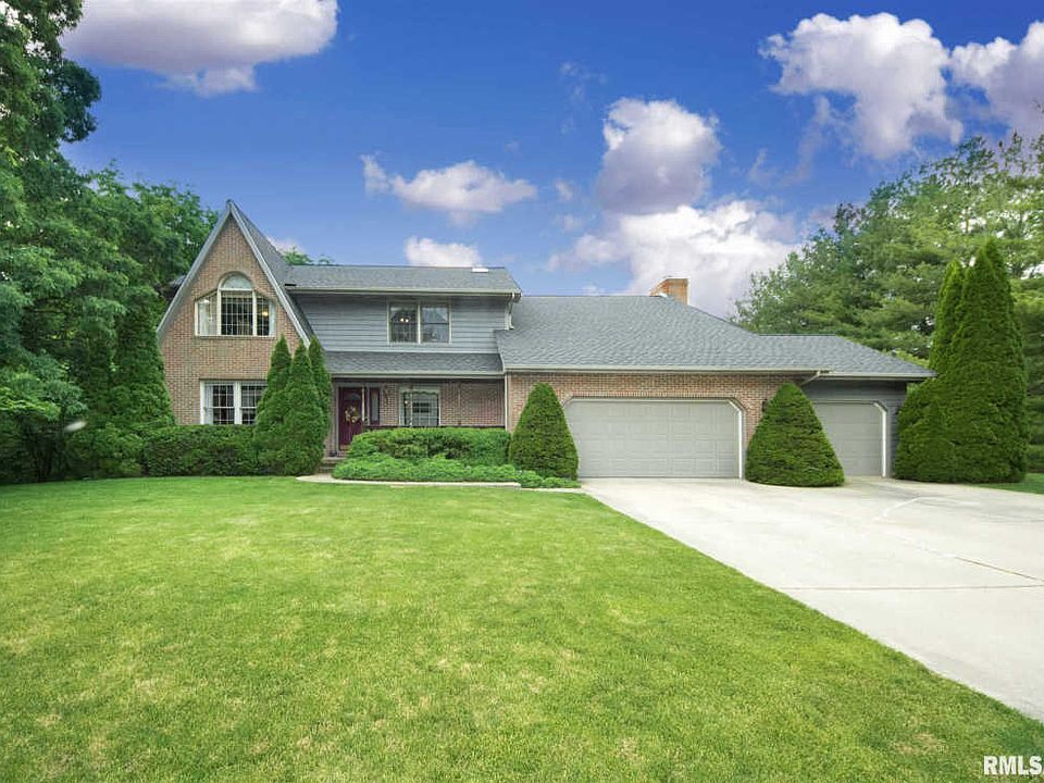 1st image of 340 Deer Lakes Ct