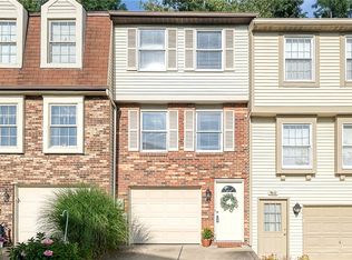 7612 Lafayette Sq, Aliquippa, PA 15001