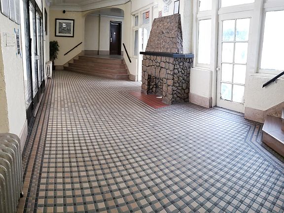 2nd image of 19839 32nd Ave APT B3