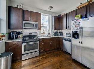 1245 N California Ave #2-R, Chicago, IL 60622