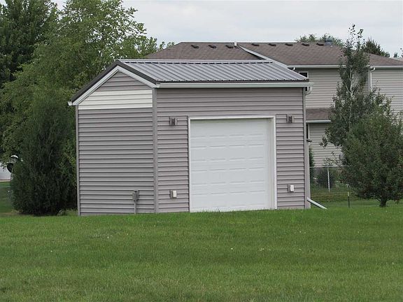 5th image of 1101 Jolene Dr