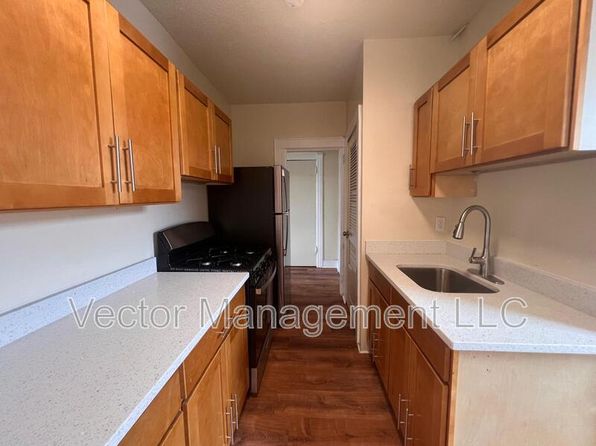 1166 Dixwell Ave #10