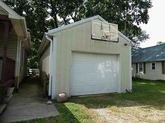5th image of 7434 King Rd