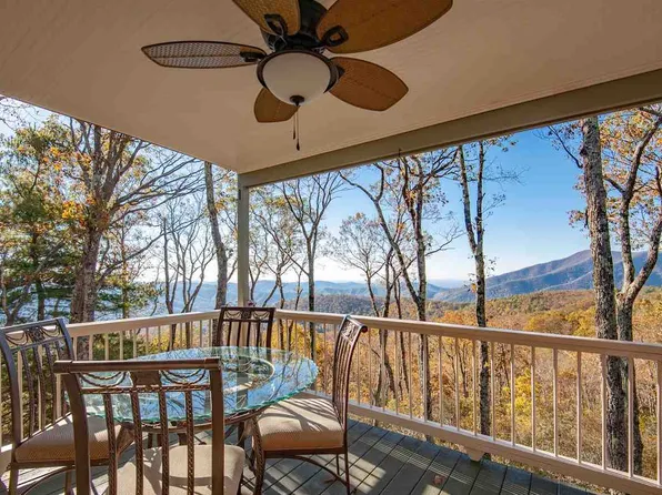 44 Arrowwood Ln, Wintergreen Resort, VA 22967
