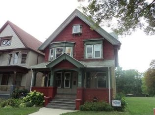 2567 N Palmer St, Milwaukee, WI 53212