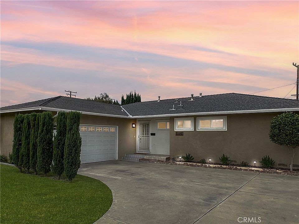 1st image of 11921 Medina Dr