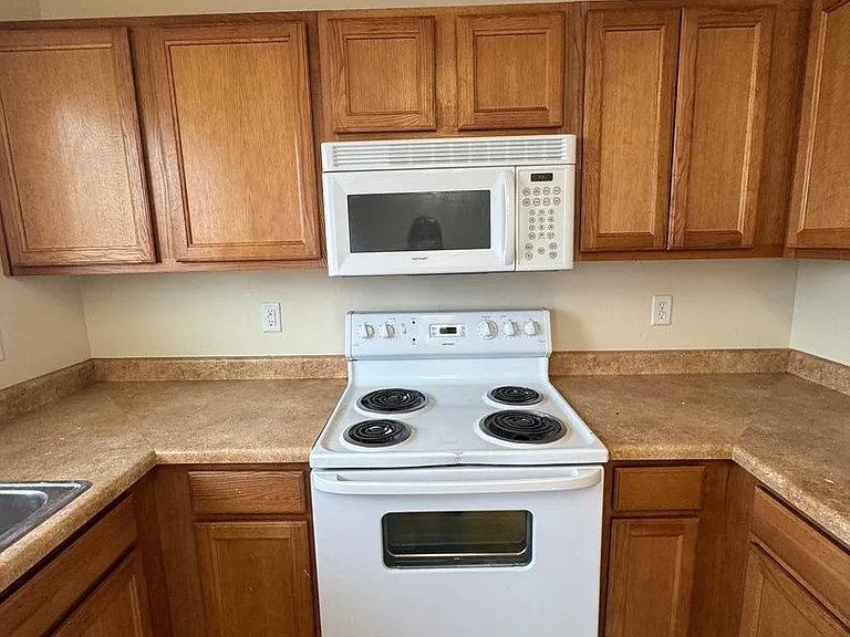 1385 S 675 E — Photo 8