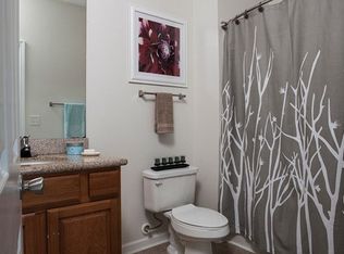 136 Amaryllis Dr APT 306, Wilmington, NC 28411