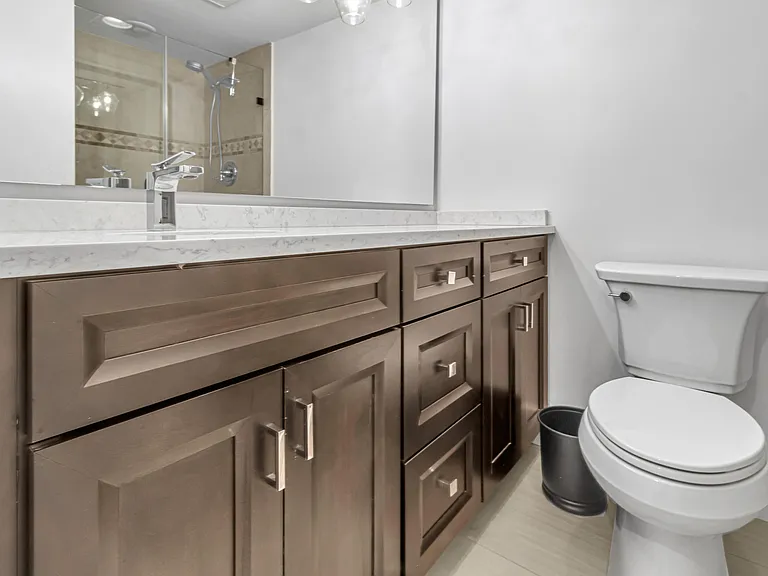 2806 N 46th Ave #D334 — Photo 9