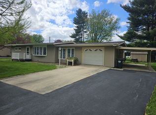 1004 Holland Dr, Rock Falls, IL 61071