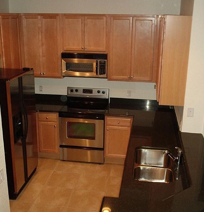1st image of 2514 Grand Central Pkwy APT 4