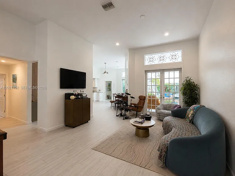 2616 Oakbrook Ct — Photo 4