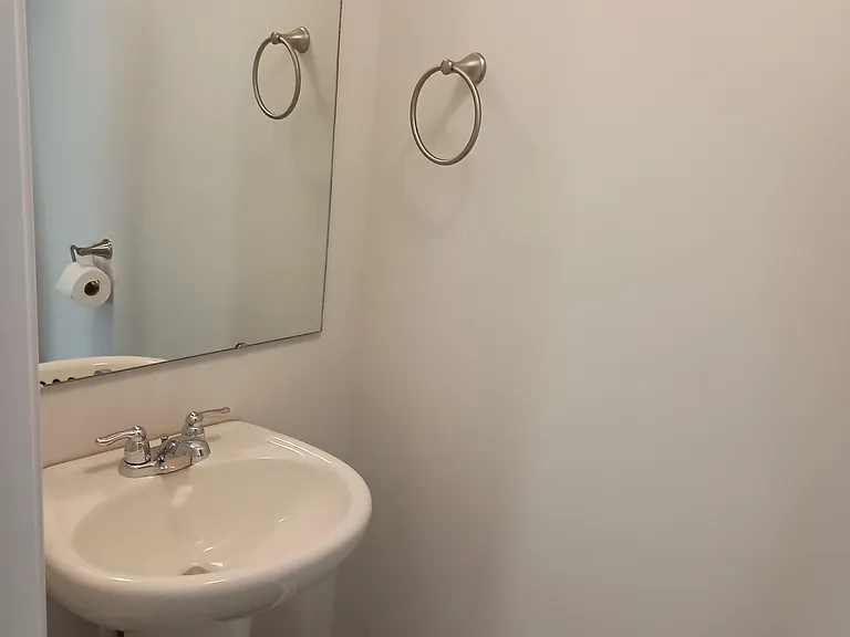 824 Conductor Ct — Photo 10