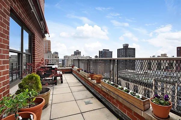 Sold by Corcoran | media 22