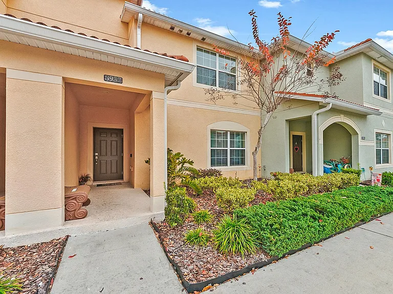 8937 Bismarck Palm Rd — Photo 25