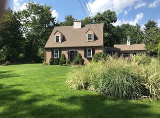 3141 Hollow Rd, Malvern, PA 19355