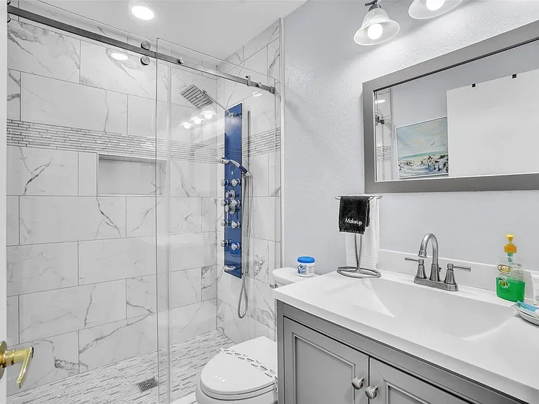 Orchid Dr — Photo 21
