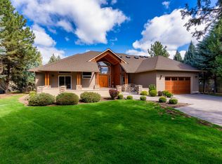 1953 Kingfisher Cir, Redmond, OR 97756