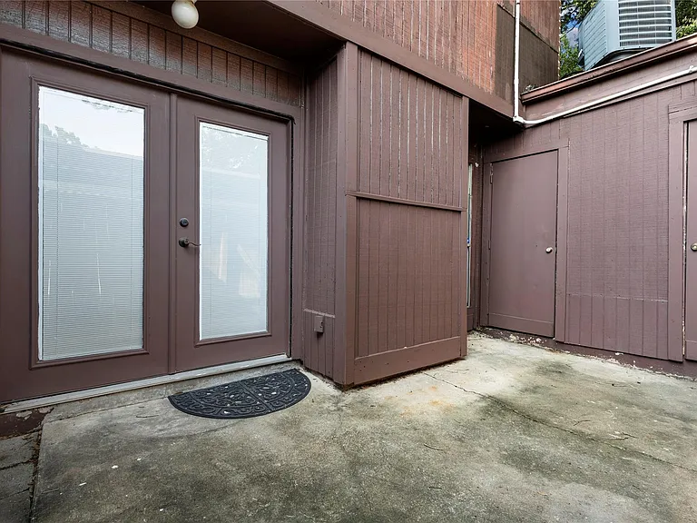 5921 Arncliffe Dr #5921 — Photo 23