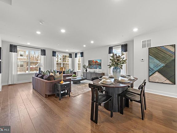 3rd image of 106 Fred Clark Dr