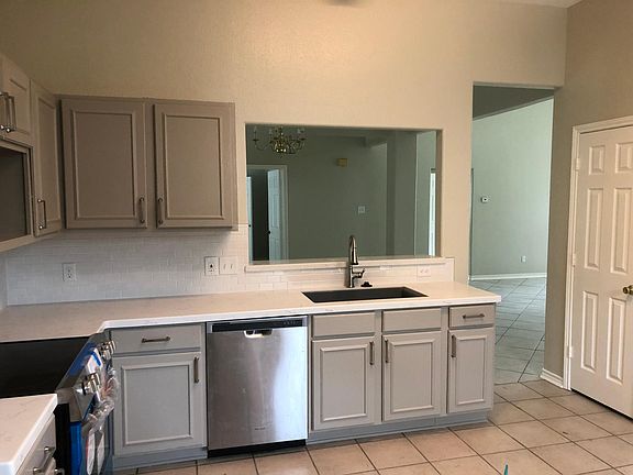 4th image of 7213 Gingerberry Dr