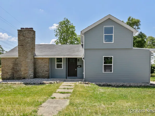 423 W Superior St, Wayland, MI 49348