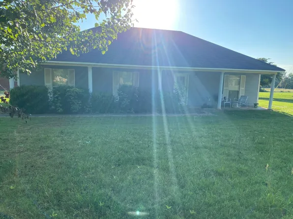 1006 Gregg Ave, New Albany, MS 38652