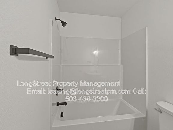 5th image of 822 S 19th St