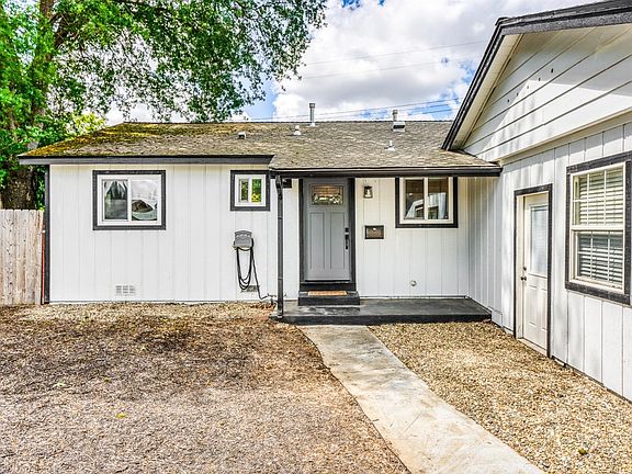 5th image of 2208 Rhoda Way