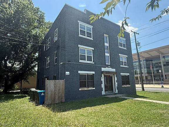 3rd image of 5501 Foote St NE APT 3