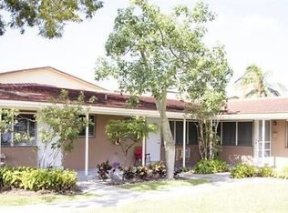 560 NE 44th St APT 10, Boca Raton, FL 33431