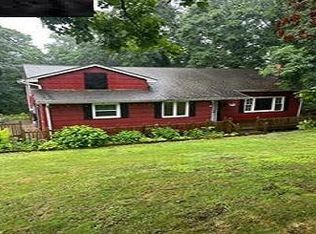 75 Middle Haddam Rd, Portland, CT 06480