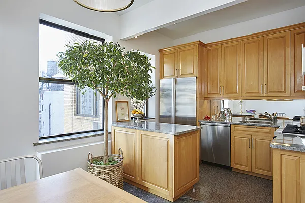 Sold by Stribling | media 15