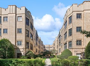 922 Judson Ave APT 3, Evanston, IL 60202