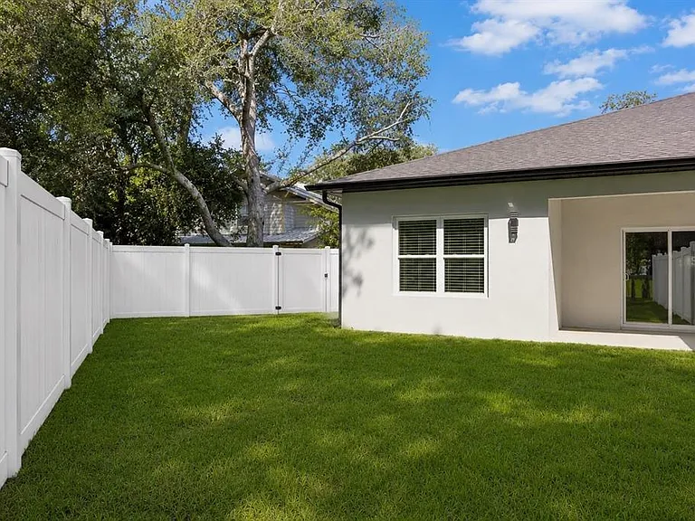 1108 Oregon Ave — Photo 19