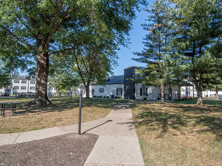 The Edison — Photo 4