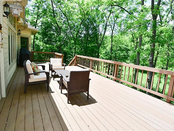 2nd image of 7250 Lakeside Woods Dr