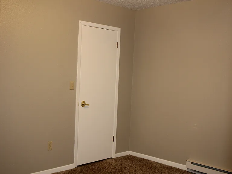Apt 202 - 21_11192019