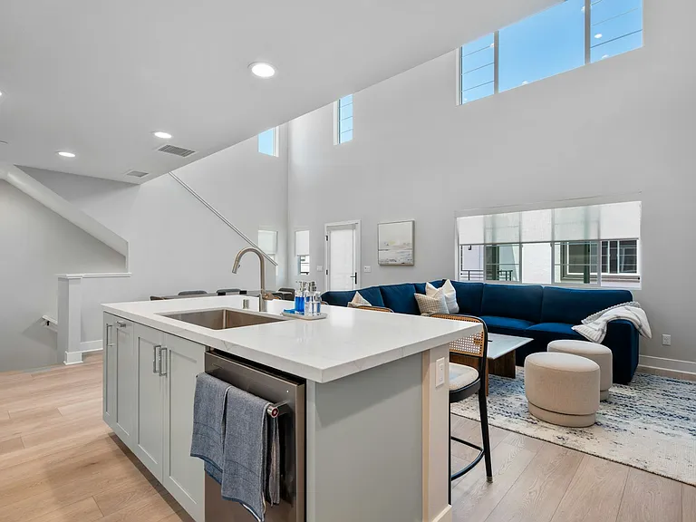 2906 Foundry Ct — Photo 14
