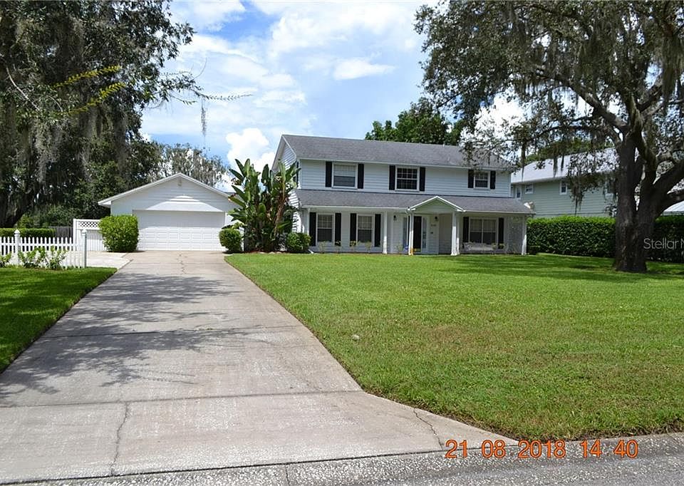 1st image of 10307 Lake Grove Dr