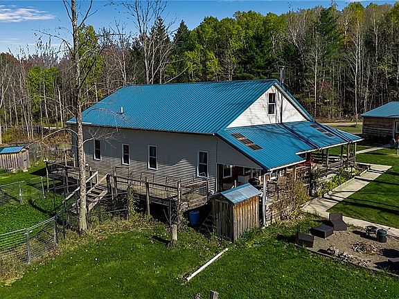 5th image of 9069 W Hill Rd