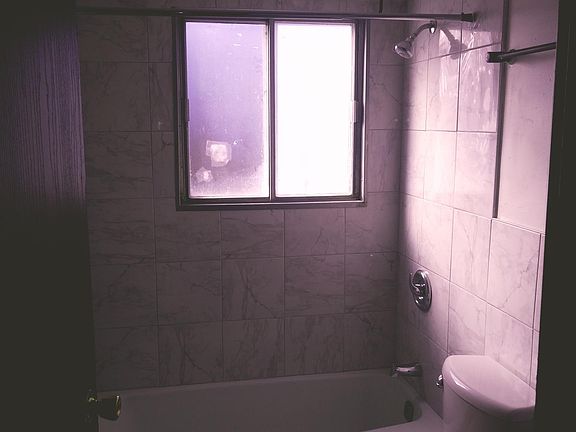 2nd image of 2051 Narcissus Ave APT 3E