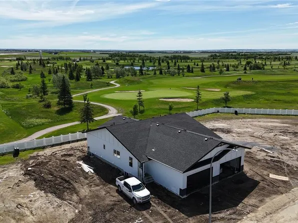 858 DeLaet BAY, Warman, SK S0K 4S0
