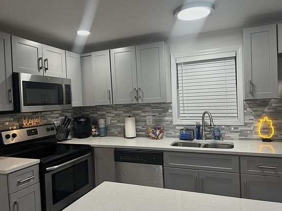 4th image of 5034 Westbrook Rd